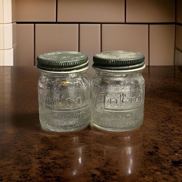 Set of 2 Vintage Antrol Ant Poison Bottles - Clear Glass, Made in Los Angeles, U - Picture 1 of 6